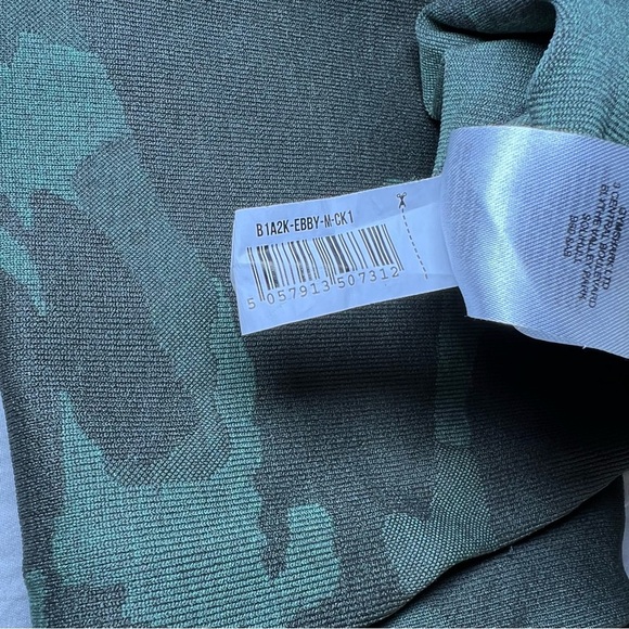 Gymshark Adapt Camp Savanna/Green Seamless Scrunched Butt Leggings Women’s M - Picture 6 of 6